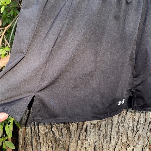 Under Armor Black Golf Tennis Skort with Slits Attached Shorts Small S Elastic - Picture 4 of 16